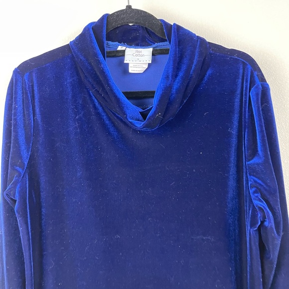 🥑5/$25 Hot Cotton Velour blue mock neck top M - Picture 3 of 5
